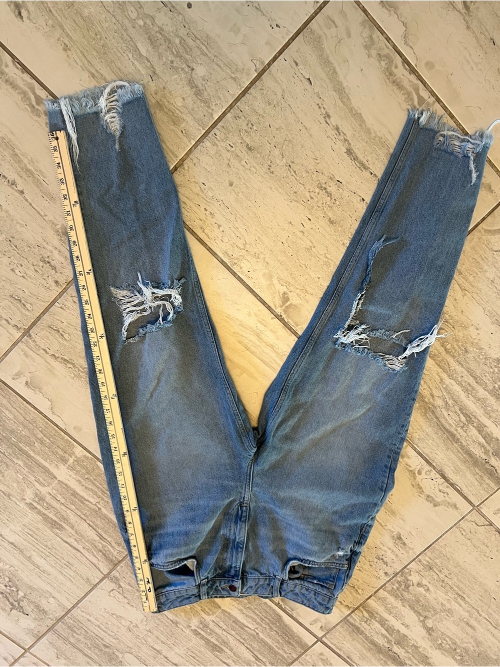 Zara High Rise Distressed Straight Leg Jeans Size 12 Light Wash - Picture 7 of 9